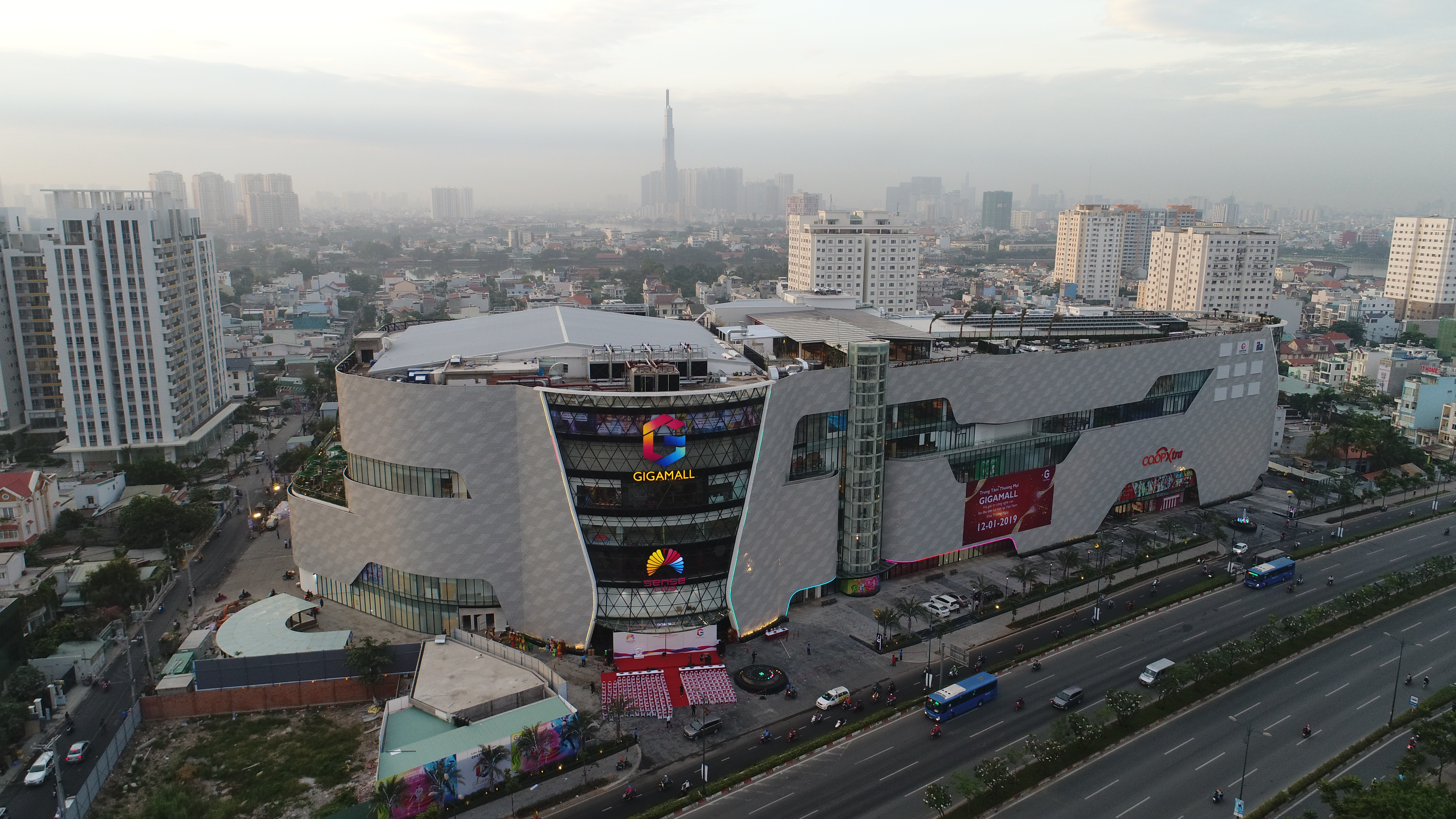 Trung tâm thương mại Gigamall là điểm đến lý tưởng cho người dân có thể vui chơi, giải trí và mua sắm với nhiều ưu đãi hấp dẫn dịp 8.3